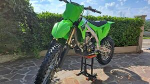 Kawasaki KX 450 (2023) 