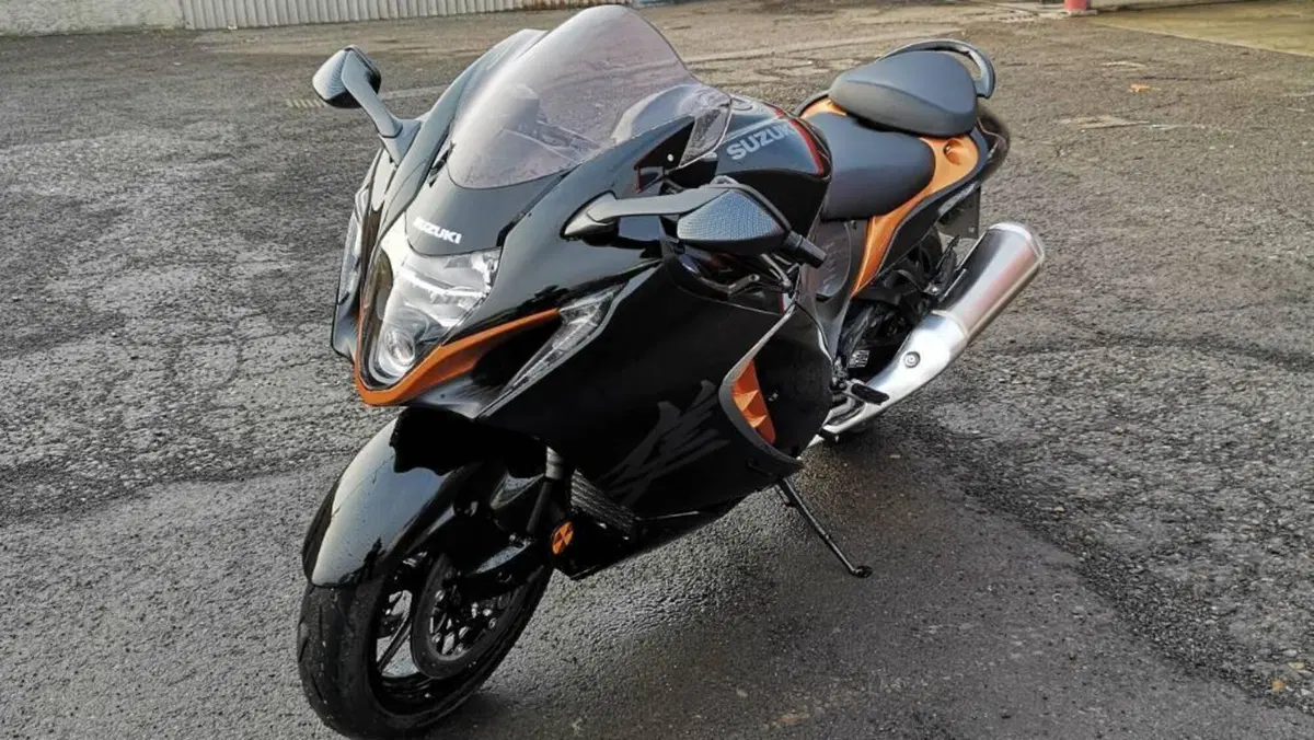 Suzuki GSX 1300 R Hayabusa (2021 - 24)  (4)