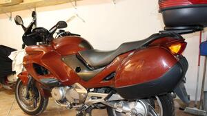 Honda Deauville 650 (1998 - 01) 