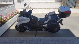 Yamaha T-Max 500 White Max (2010 - 11) usata
