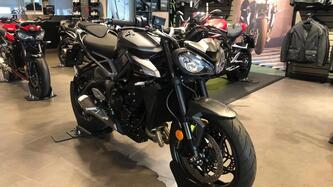 Triumph Street Triple 765 R (2023 - 24) nuova