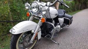 Harley-Davidson 103 Road King Classic (2014 - 16) - FLHRC 