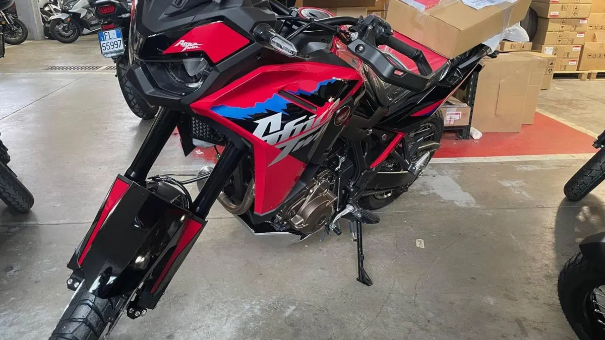 Honda Africa Twin CRF 1100L ES DCT (2024 - 26) 