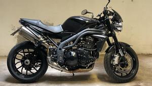 Triumph Speed Triple 1050 (2005 - 11) 