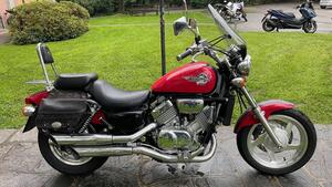 Honda VF 750 C (1985 - 01) 