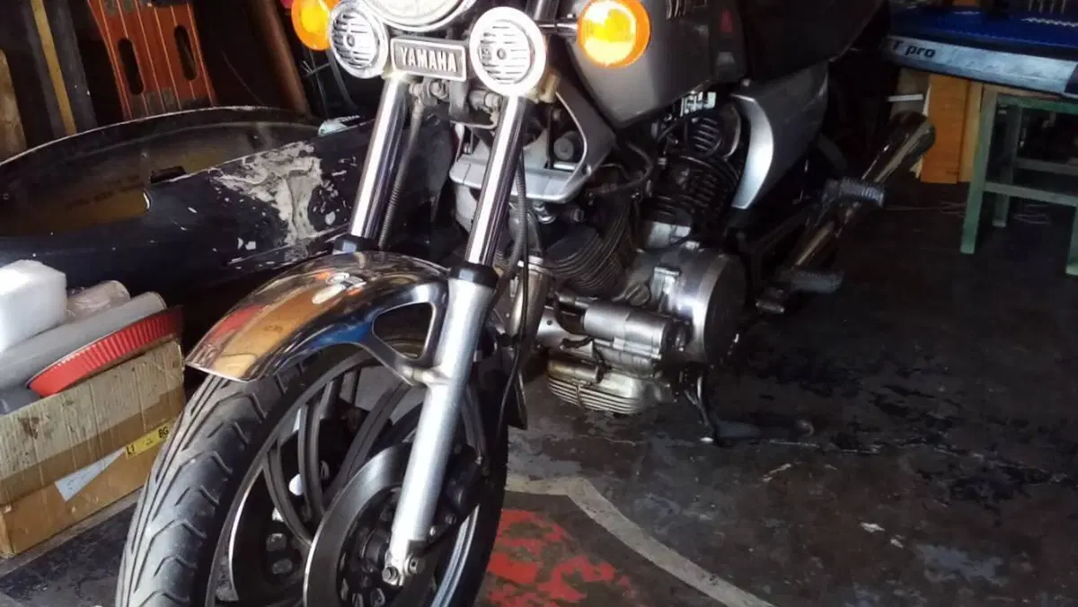 Yamaha   (8)