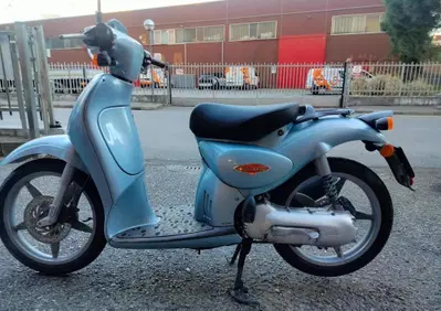 Aprilia Scarabeo 50 (1994 - 99) - Annuncio 9541689