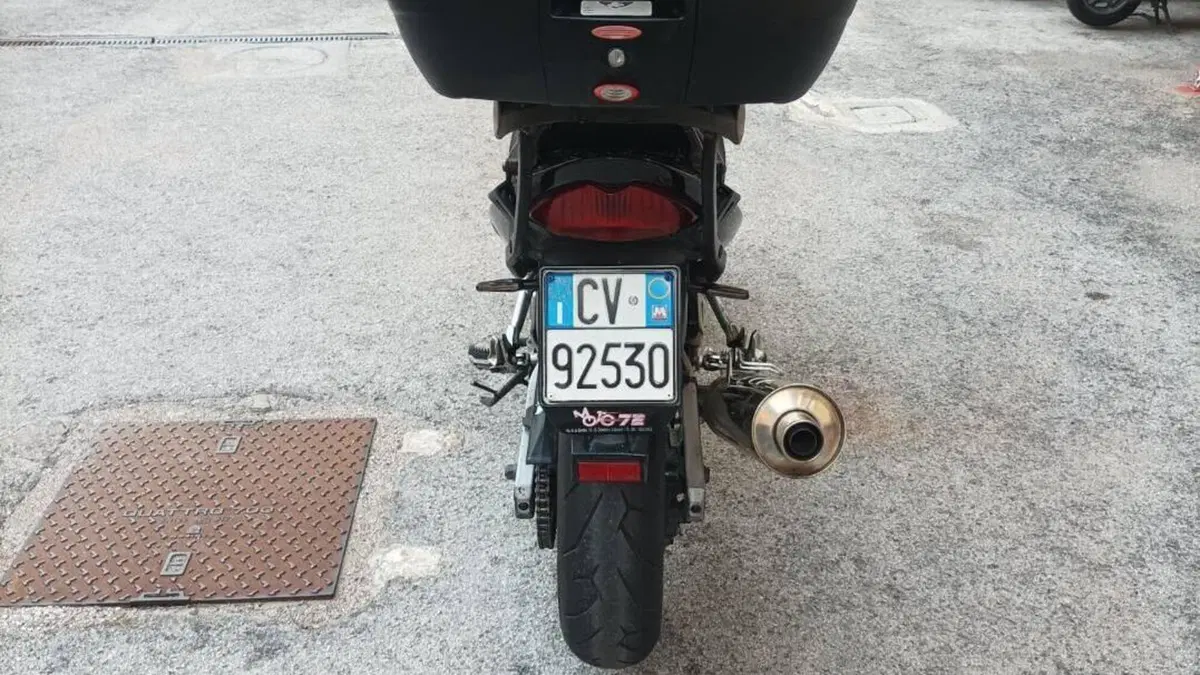 Suzuki GSF 650 Bandit S (2005 - 06)  (4)