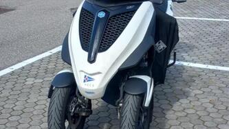 Piaggio Mp3 300 ie Yourban Sport LT (2011 - 16) usata