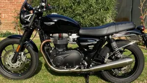 Triumph Street Twin 900 (2021 - 22) 