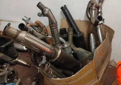 Marmitte usate Yamaha hoNDA Kawasaki ducati Suzu - Annuncio 9546111