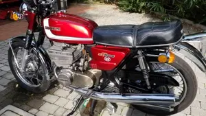 Suzuki   (3)
