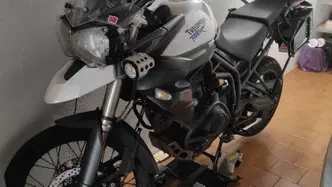 Triumph Tiger 800 XC ABS (2010 - 14) usata