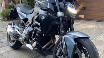 Bmw F 900 R (2021 - 24) usata
