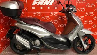 Piaggio Beverly 350 SportTouring ie (2011 - 15) usata