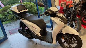 Honda SH 125i Sport (2022 - 25) 
