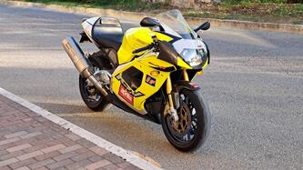 Aprilia RSV 1000 R (2001 - 02) usata