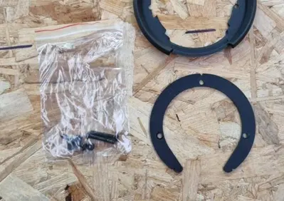 Flangia per borsa serbatoio Royal Enfield - Annuncio 9560178