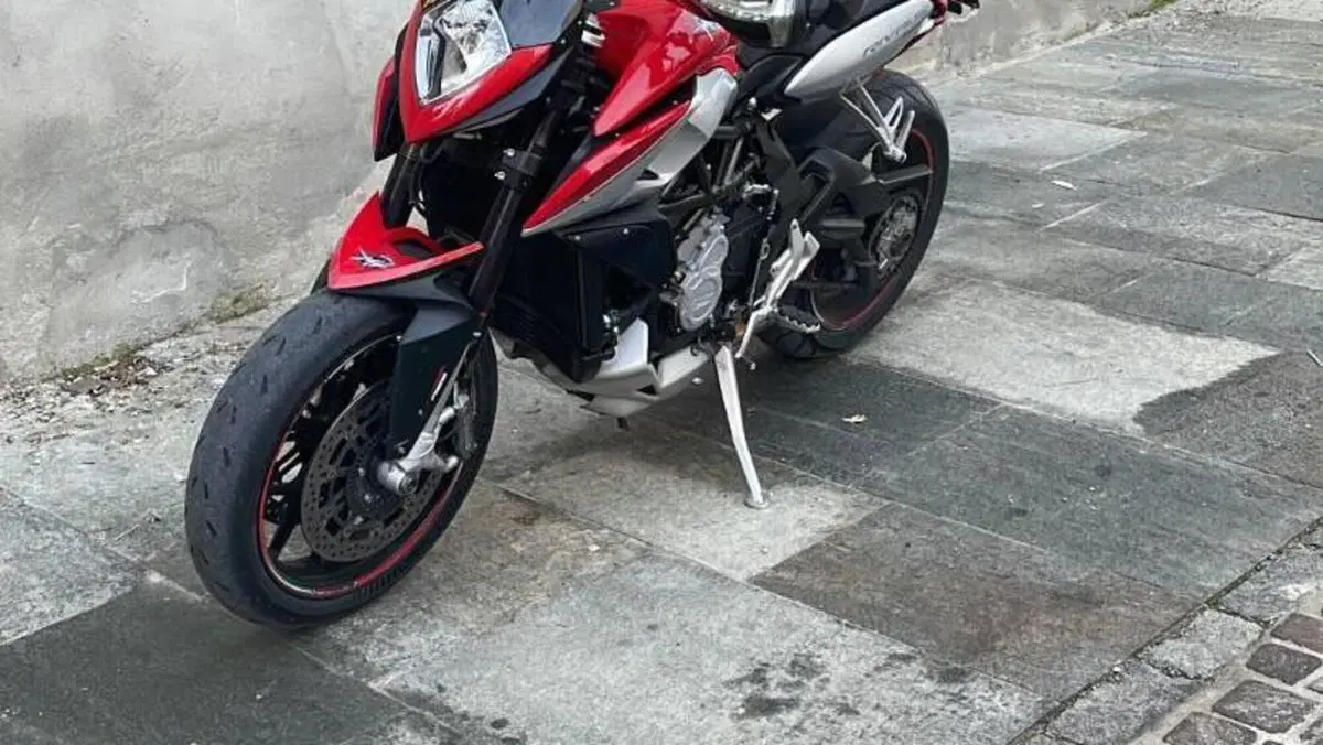 MV Agusta Rivale 800 EAS ABS (2013 -17) 
