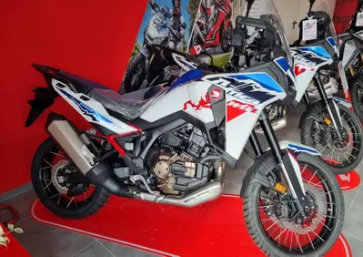 Honda Africa Twin CRF 1100L ES DCT (2024 - 26) - Annuncio 9560925