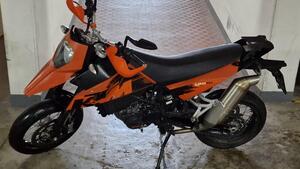 KTM 690 Supermoto 