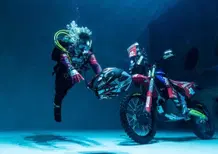 Rally POV presenta la Honda 450 HRC "clienti" per la sua Dakar a 42 metri di profondità