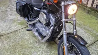 Harley-Davidson 883 (2006 - 07) - XL usata