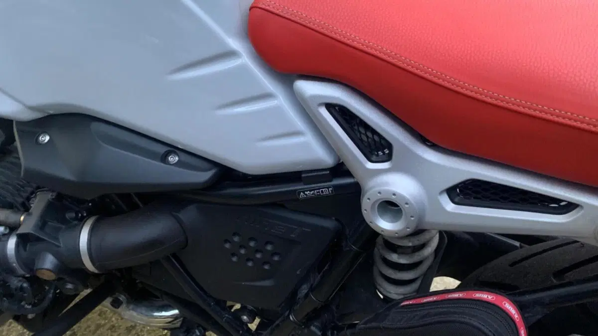 Bmw R nineT Urban GS (2021 - 24)  (4)