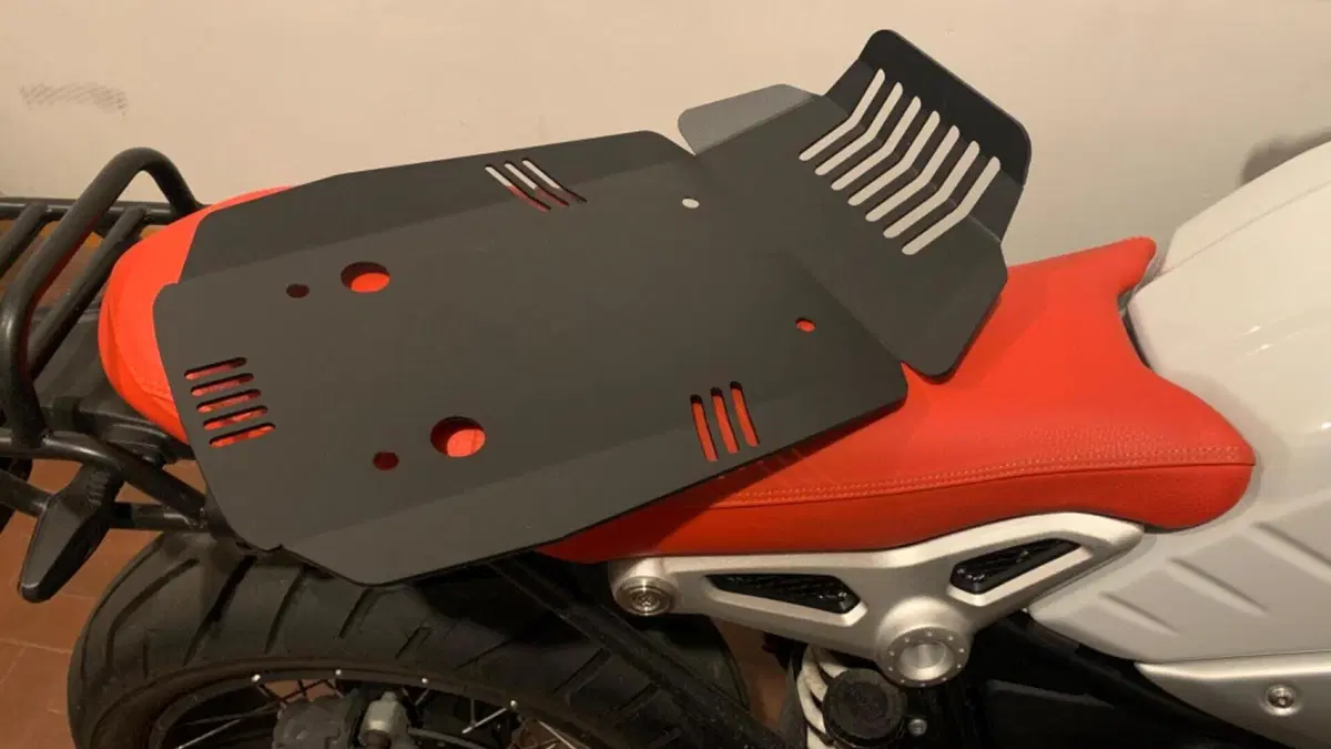 Bmw R nineT Urban GS (2021 - 24)  (18)