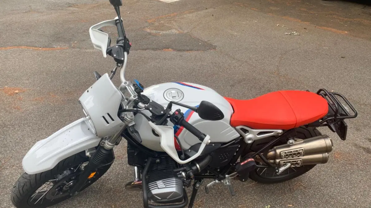 Bmw R nineT Urban GS (2021 - 24)  (19)