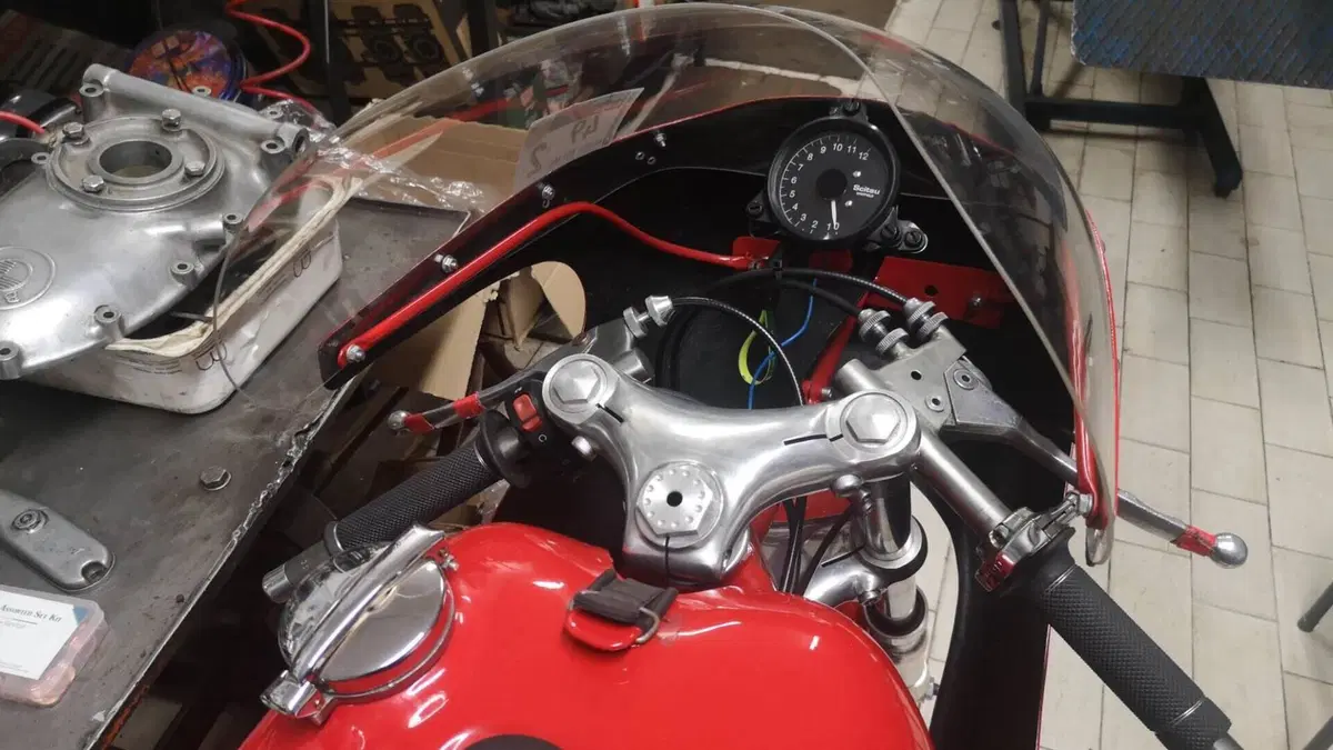 MV Agusta   (10)