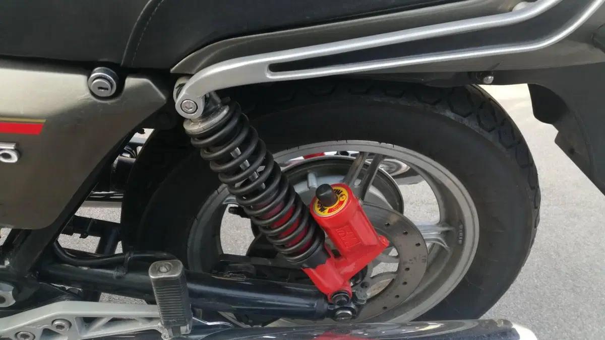Moto Guzzi   (7)