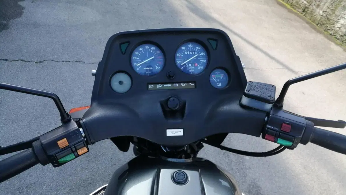 Moto Guzzi   (5)