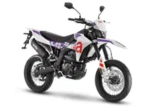 SX 125 e RX 125: le piccole motard e enduro allo stand Aprilia di EICMA