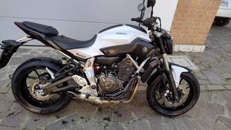 Yamaha MT-07 (2014 - 16) usata