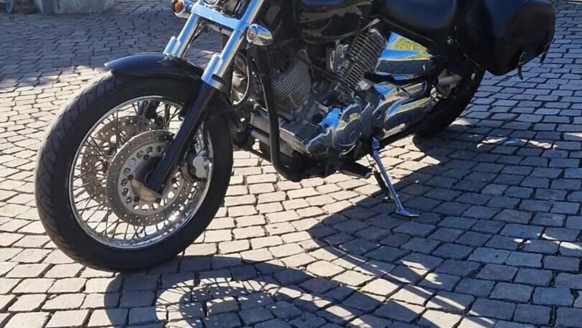 Yamaha XVS 1100 Drag Star A Classic (2000 - 06)  (5)