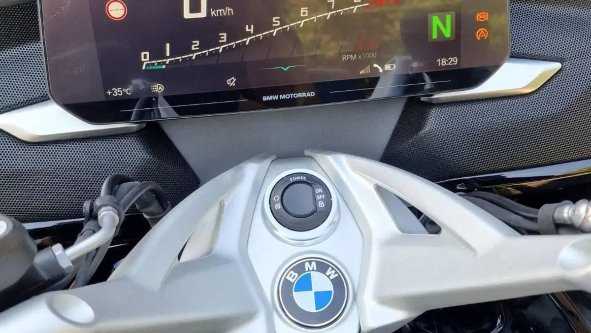 Bmw K 1600 GT (2022 - 27)  (2)