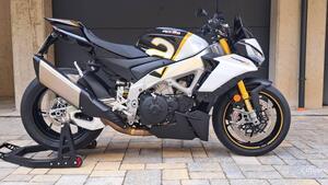 Aprilia Tuono V4 Factory (2021 - 24) 
