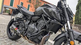 Yamaha MT-07 (2021 - 24) usata