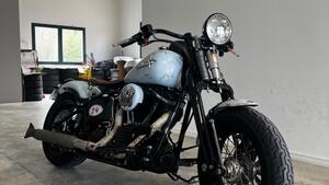 Harley-Davidson 1584 Cross Bones (2008 - 11) - FLSTSB 