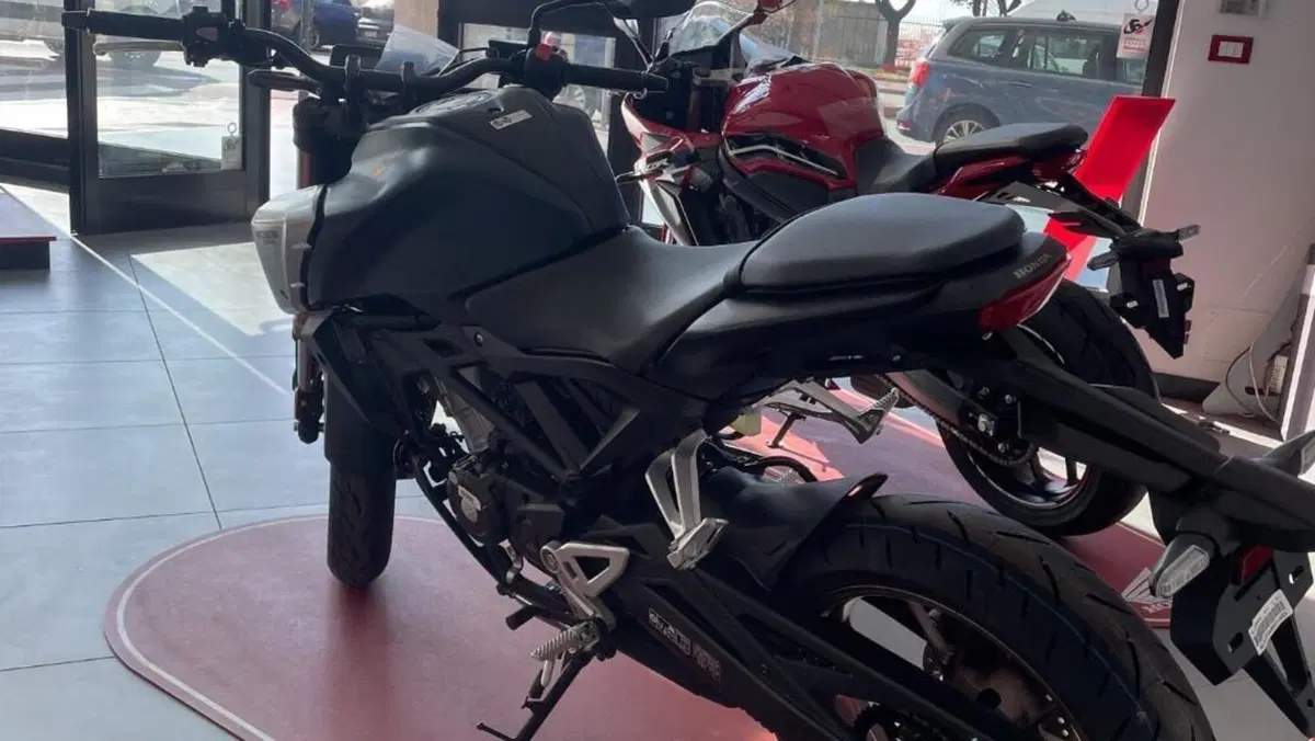 Honda CB 125 R (2021 - 23)  (2)