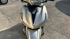 Piaggio Beverly 400 ABS-ASR (2021 - 24) 