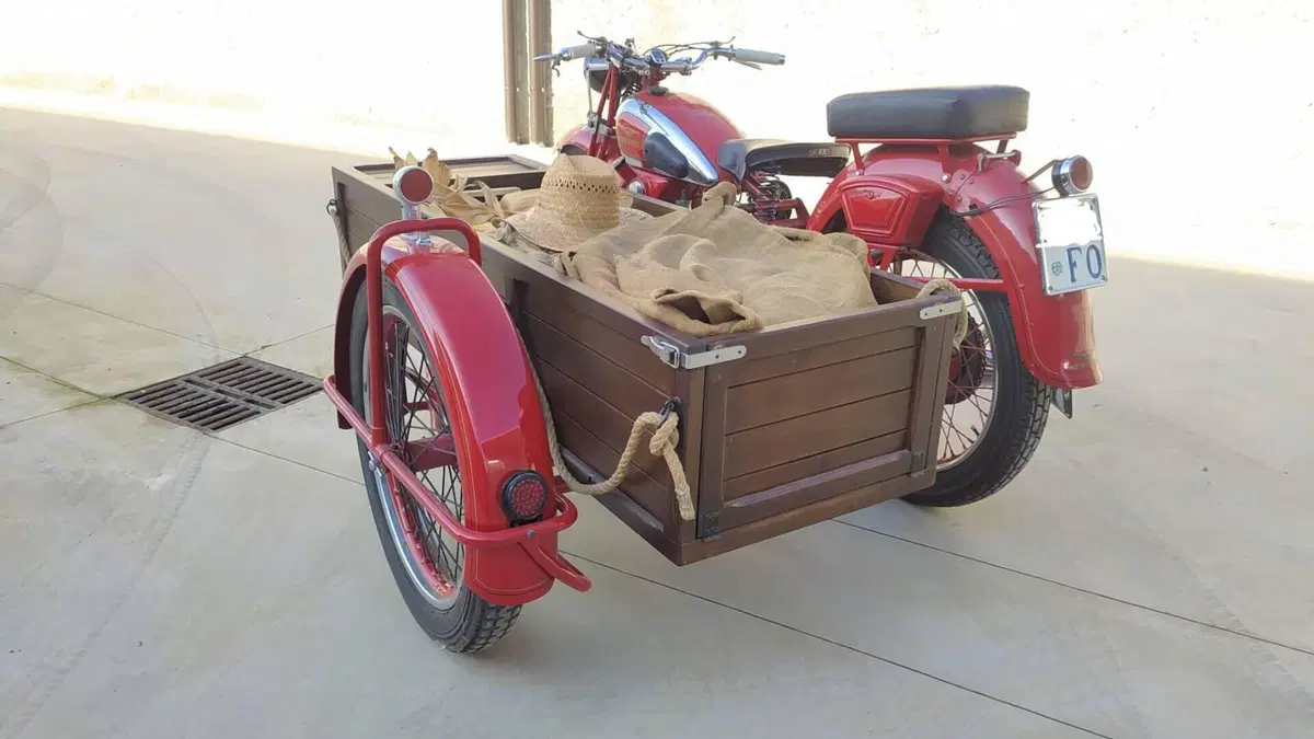 Moto Guzzi   (4)