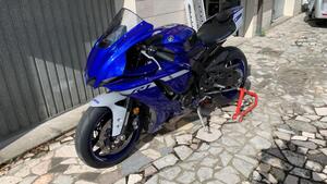 Yamaha YZF R1 (2020 - 25) 