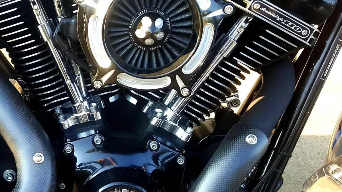 Harley-Davidson 1800 Road Glide Custom (2013) - FLTRXSE  (8)