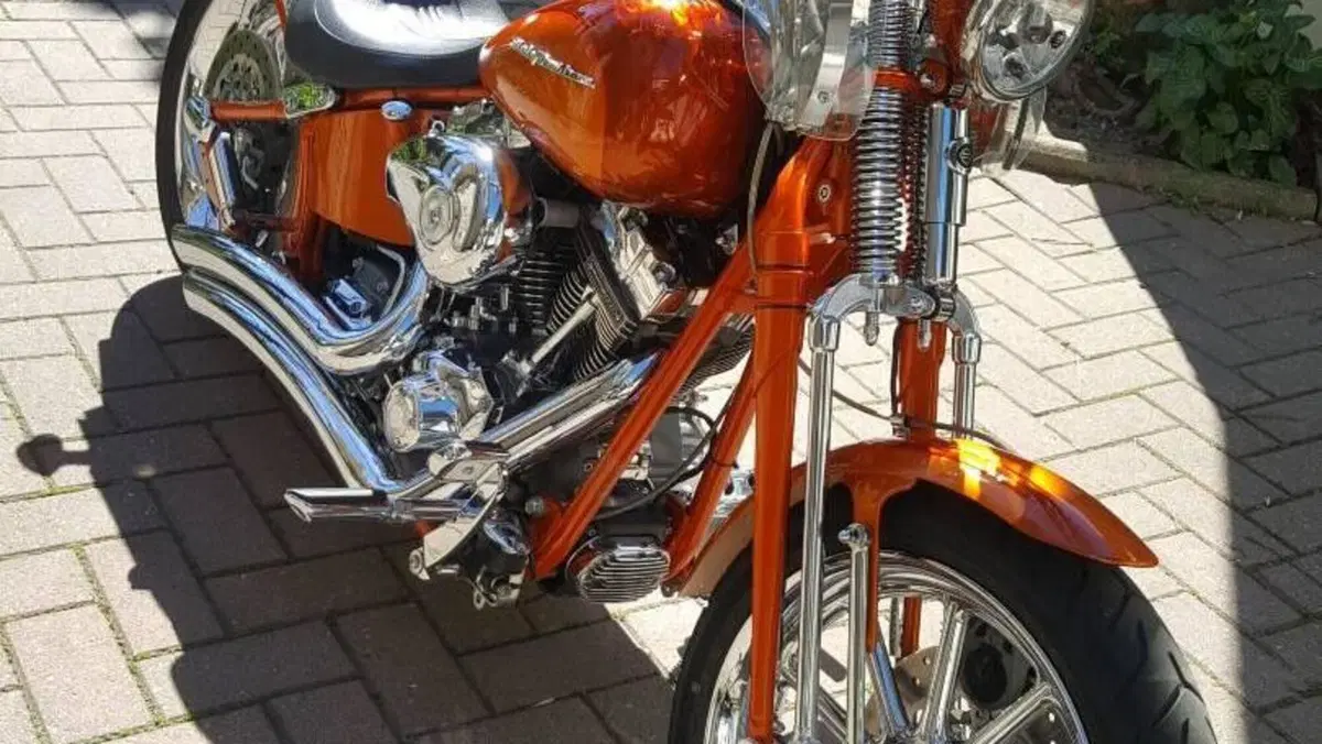 Harley-Davidson 1800 Springer (2009 - 12) - FXSTSSE  (8)