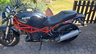 ducati monster 695 (2006 - 08)