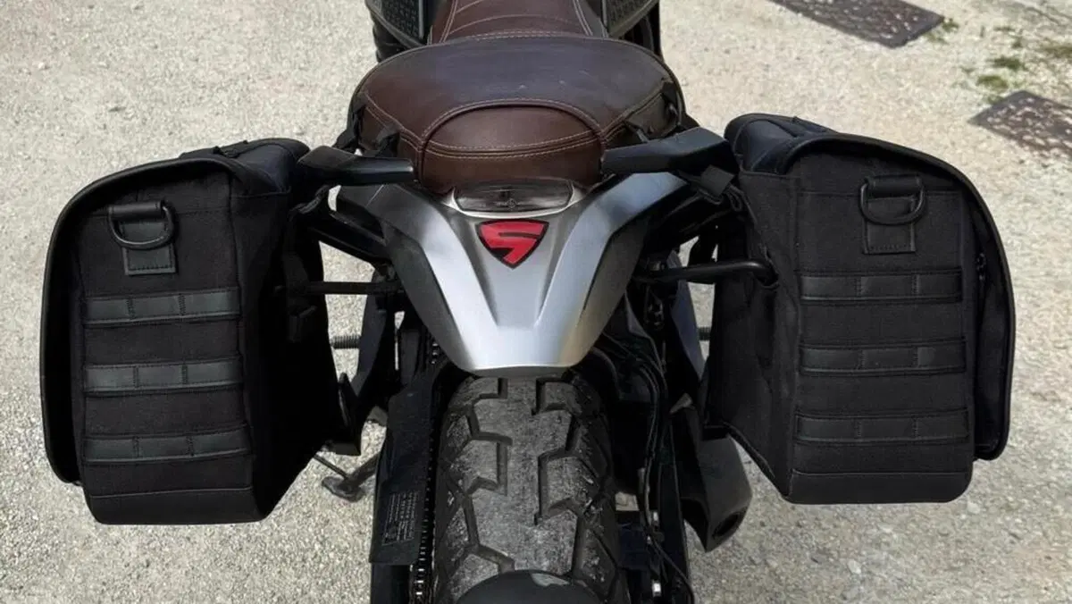 Moto Morini SEIEMMEZZO SCR (2022 - 26)  (4)
