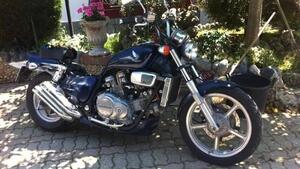 Honda VFR 750 F (1986 - 87) 