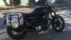 Moto Guzzi V7 III Stone (2017 - 20) 